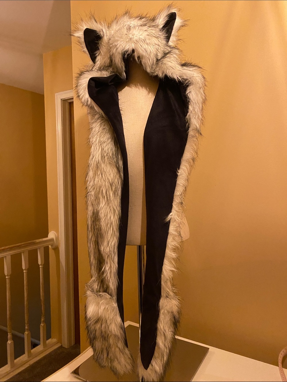Wolf  🐺 Faux Fur Hooded Scarf in white black n Gray costume or EDC 😊